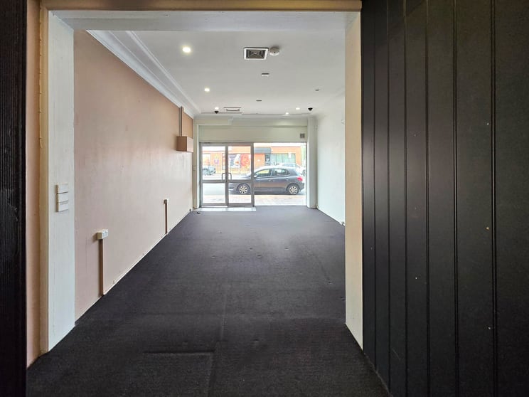 Shop 4/67 Victoria Street East Gosford NSW 2250 - Image 3