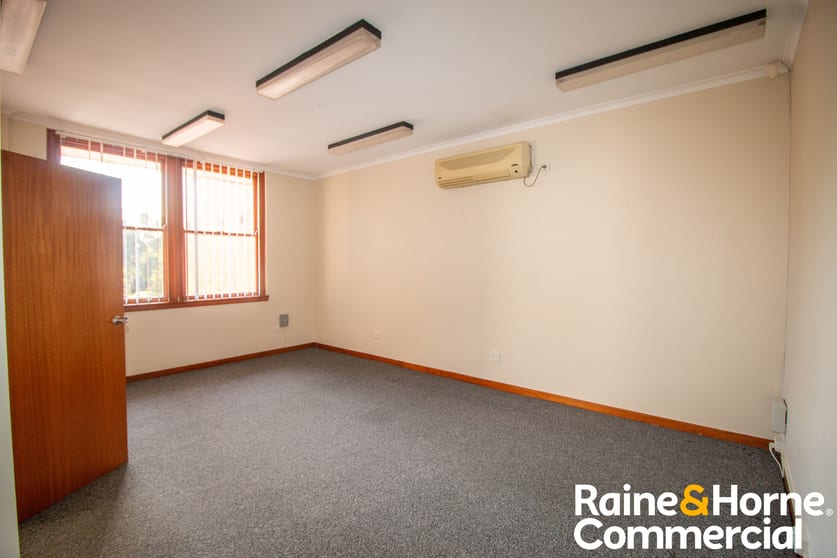 Suite 3, First Floor/39-41 Macquarie Street Dubbo NSW 2830 - Image 2