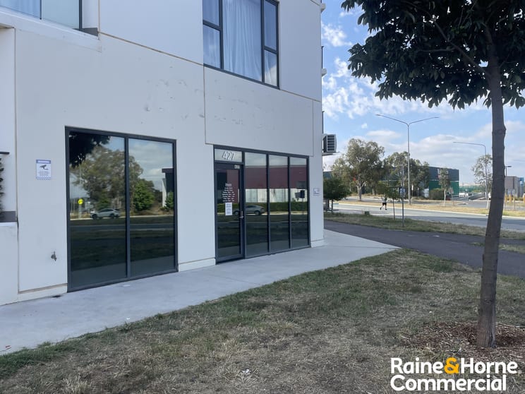Click to view all images 427/1 Anthony Rolfe Avenue Gungahlin ACT 2912 - Image 3