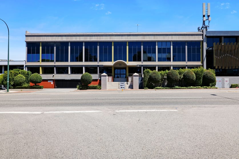 Click to view all images 7/18 Stirling Highway Nedlands WA 6009 - Image 1
