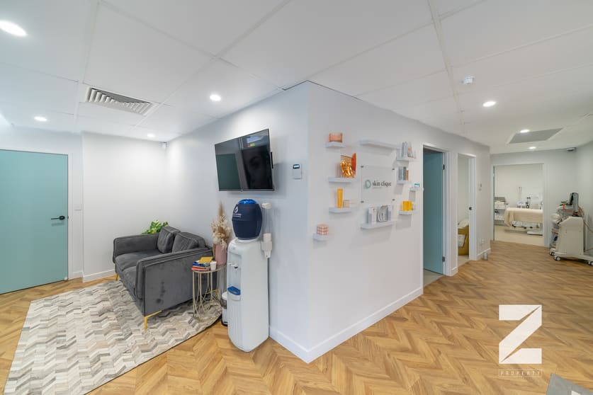 Click to view all images 1-2/391 MONTAGUE ROAD West End QLD 4101 - Image 2