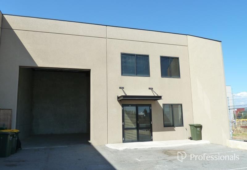 Click to view all images 8A Weir Road Malaga WA 6090 - Image 2