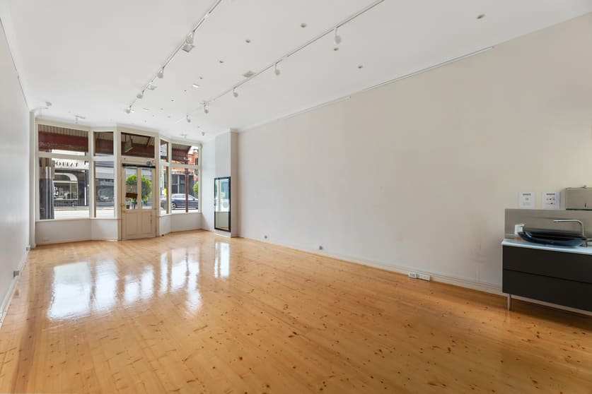 Click to view all images Unit/639 Burwood Road Hawthorn VIC 3122 - Image 3