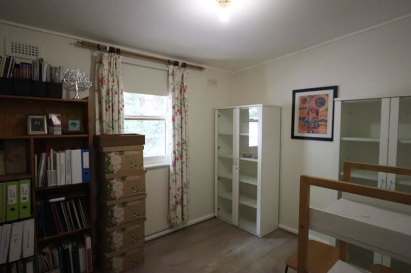 Click to view all images 13 Sister Fielding Lane Yass NSW 2582 - Image 3