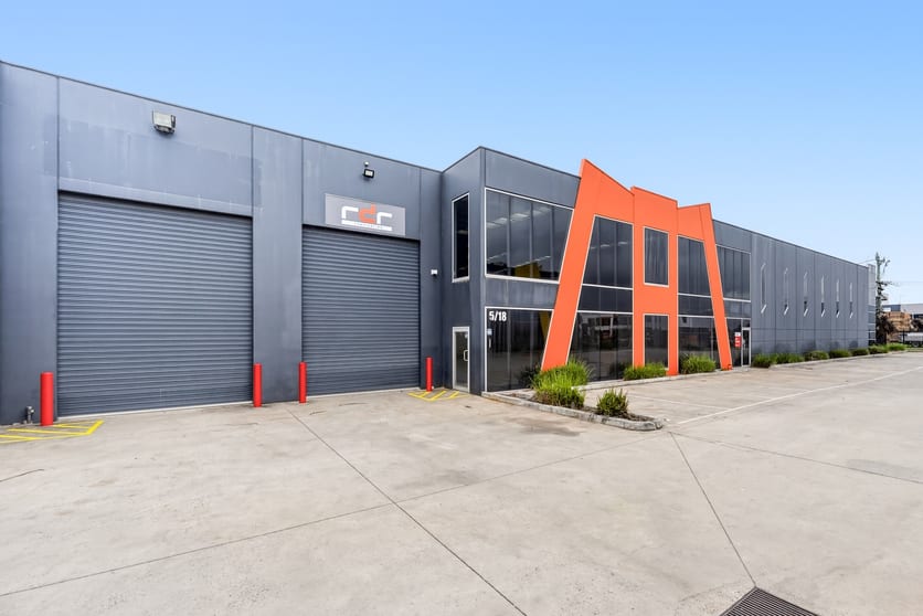 Unit 1 & 3/18 Bormar Drive Pakenham VIC 3810 - Image 1