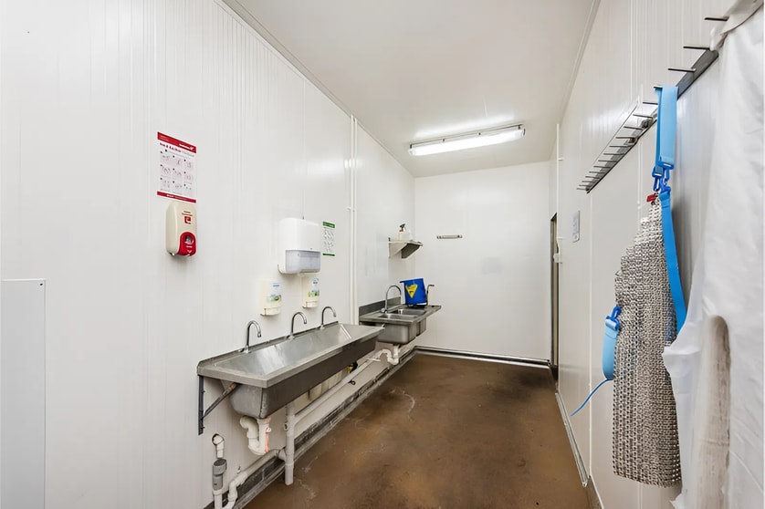 Click to view all images Part B/53 Wittenberg Drive Canning Vale WA 6155 - Image 3