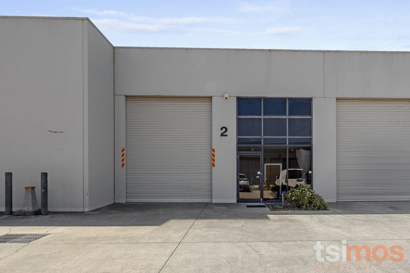 Click to view all images 2/26-28 Christensen Street Cheltenham VIC 3192 - Image 3