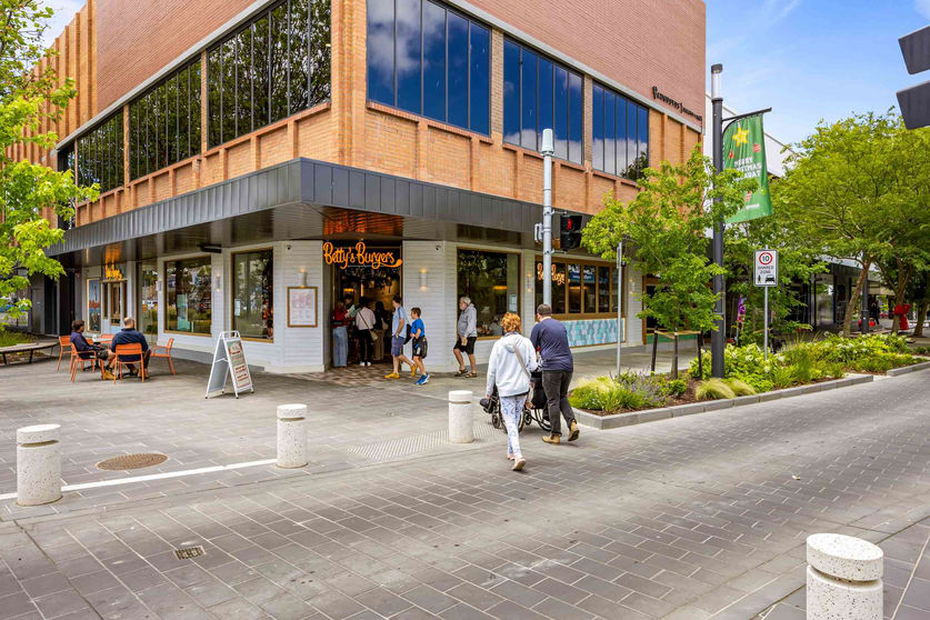 Click to view all images 15 Bridge Mall Ballarat Central VIC 3350 - Image 2
