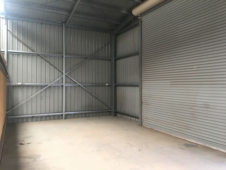 Click to view all images 3/22 Annette Crescent Lavington NSW 2641 - Image 3