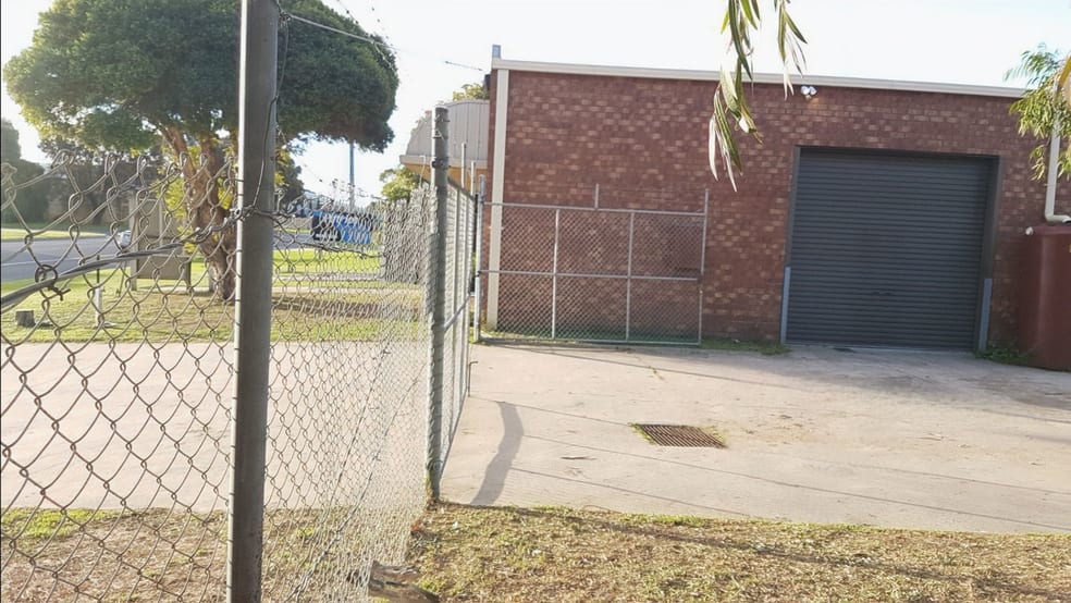 Click to view all images 1/13 Newington Avenue Rosebud VIC 3939 - Image 2