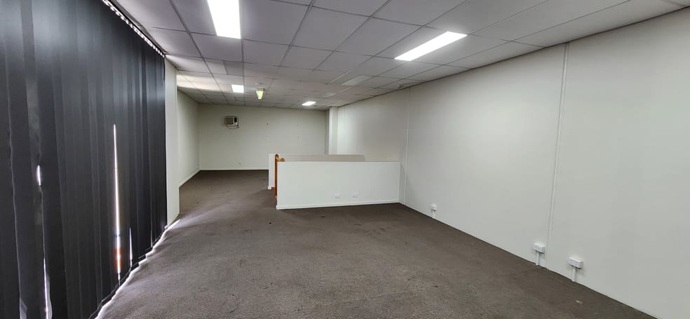 Click to view all images 1/1-3 Nathan Drive Campbellfield VIC 3061 - Image 3