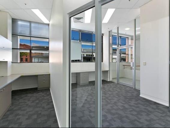 76 Commercial Road Newstead QLD 4006 - Image 2