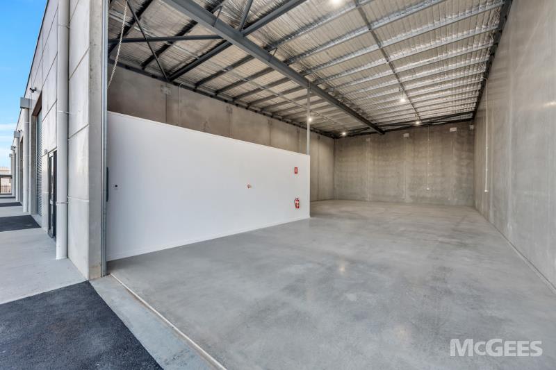 Unit 4/50 Farrow Circuit Seaford SA 5169 - Image 3
