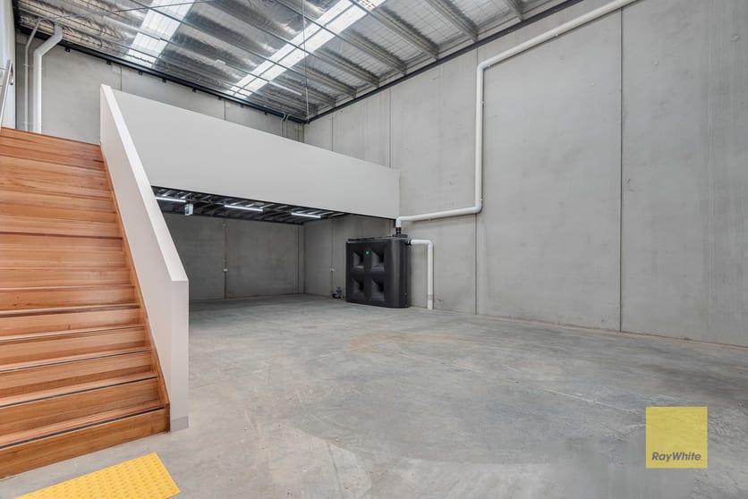 Click to view all images Unit 5/47 Apex Drive Truganina VIC 3029 - Image 3