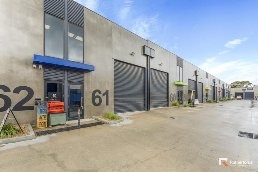 Click to view all images 61/2 Thomsons Road Keilor Park VIC 3042 - Image 3
