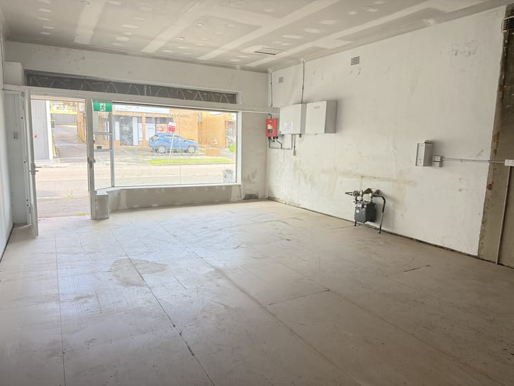 Click to view all images Shop 1/344 Mann Street Gosford NSW 2250 - Image 2