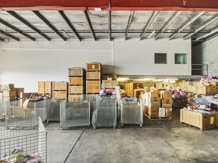 Click to view all images 35 Flanders Street Salisbury QLD 4107 - Image 3