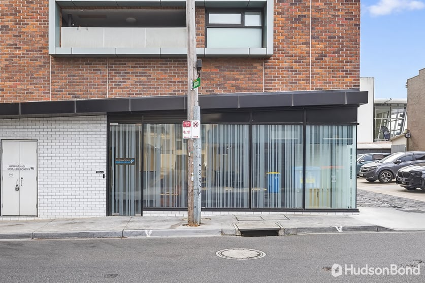 Click to view all images 1/7 Montrose Street Hawthorn East VIC 3123 - Image 1