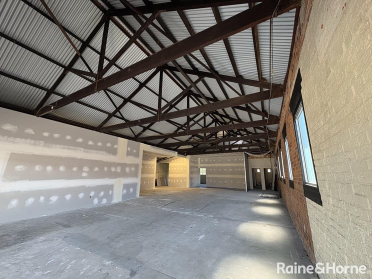 Click to view all images 55 Targo Street Bundaberg Central QLD 4670 - Image 2