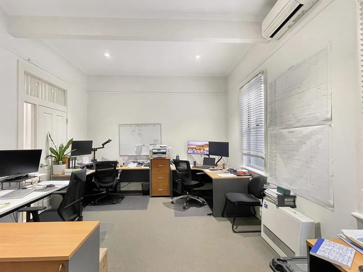 Click to view all images 3/398 Latrobe Terrace Geelong VIC 3220 - Image 2
