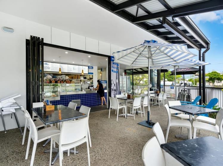 Click to view all images 1007 Stanley Street East East Brisbane QLD 4169 - Image 3
