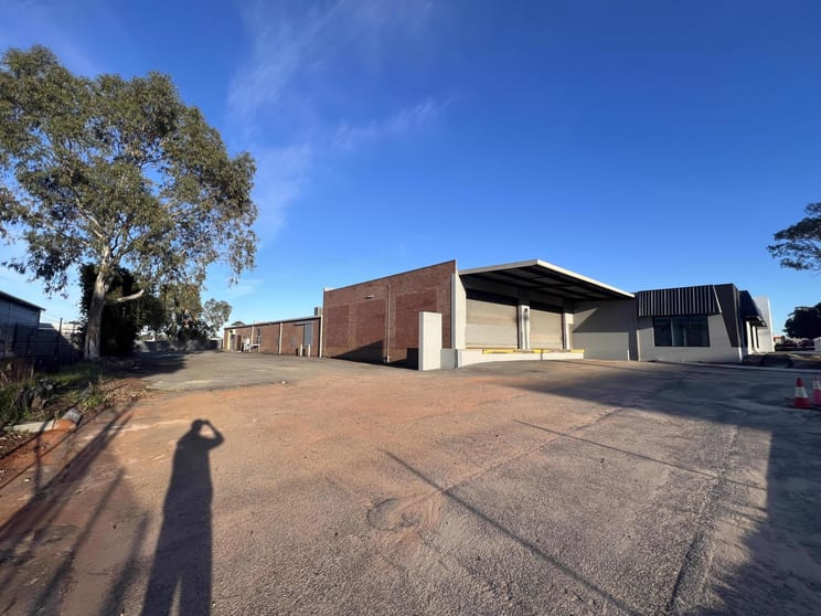 41 Clune Street Bayswater WA 6053 - Image 1