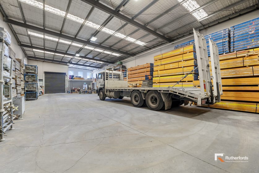 Click to view all images 18 Yale Drive Epping VIC 3076 - Image 2