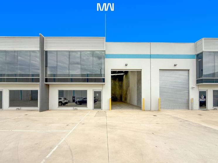 Click to view all images 8/17-21 Barretta Road Ravenhall VIC 3023 - Image 1
