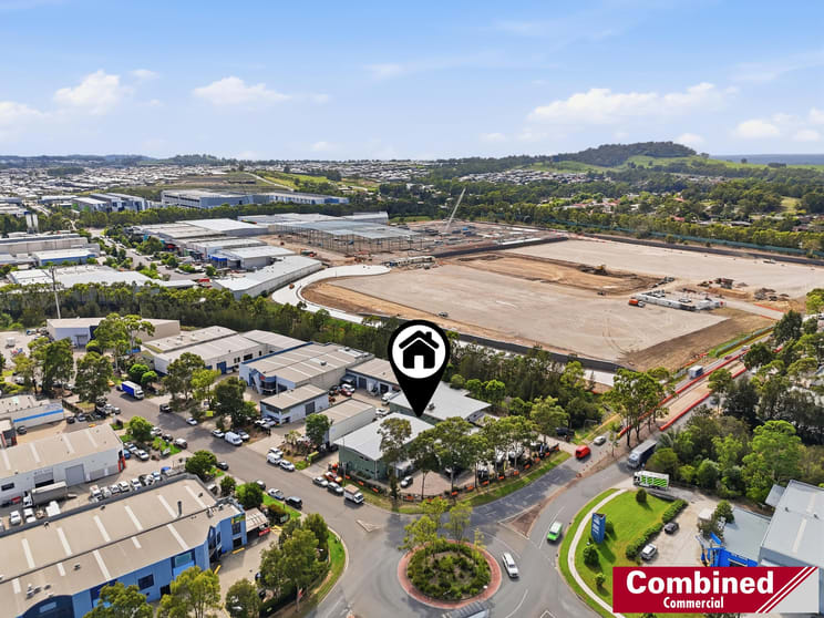 Click to view all images 1 & 2/2 Samantha Place Smeaton Grange NSW 2567 - Image 2