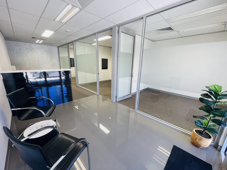 Click to view all images 160 Gooding Drive Merrimac QLD 4226 - Image 2