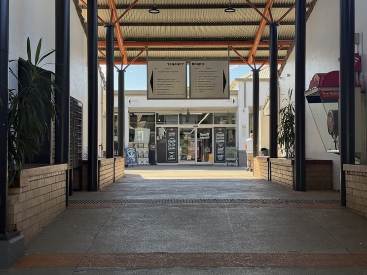 Click to view all images Bradbury NSW 2560 - Image 3