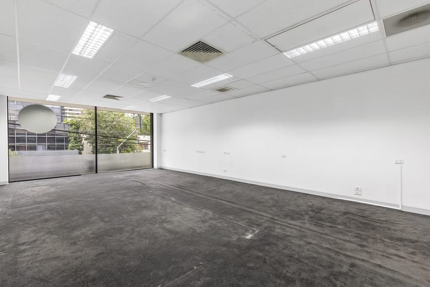 Click to view all images Suite 11/210 Toorak Road South Yarra VIC 3141 - Image 2