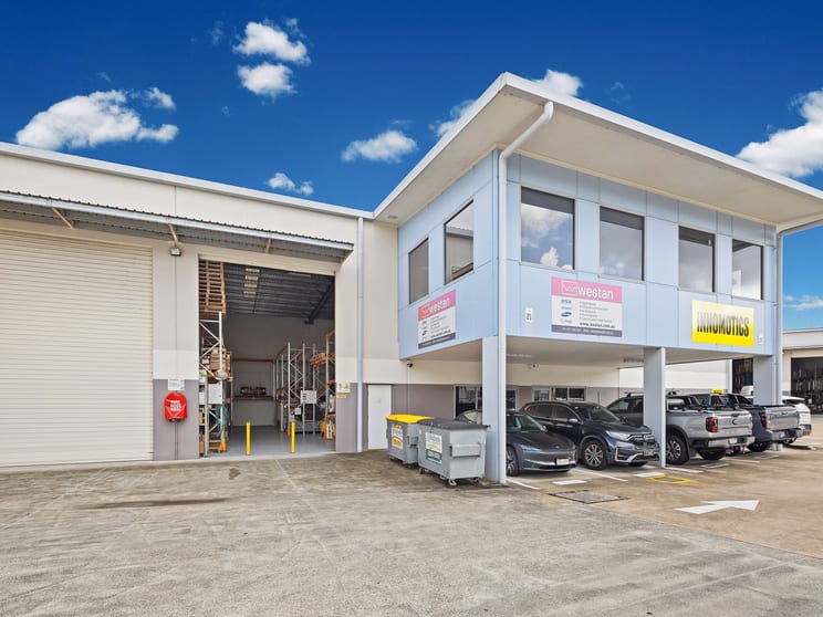Click to view all images 21/140 Wecker Road Mansfield QLD 4122 - Image 1
