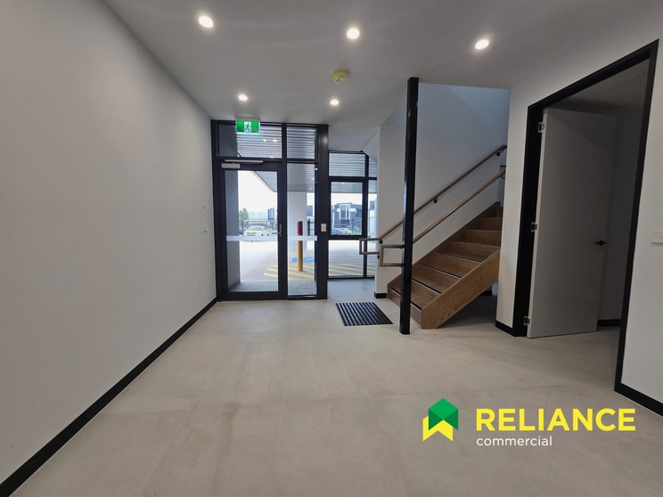 Click to view all images 18 Sant Court Ravenhall VIC 3023 - Image 3