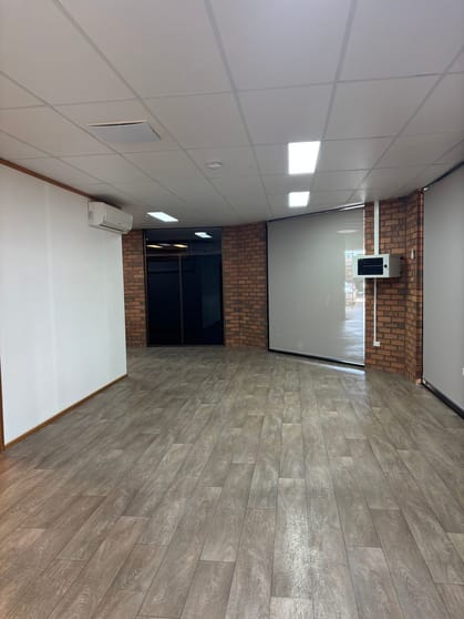Click to view all images 1/152 Pine Avenue Mildura VIC 3500 - Image 3