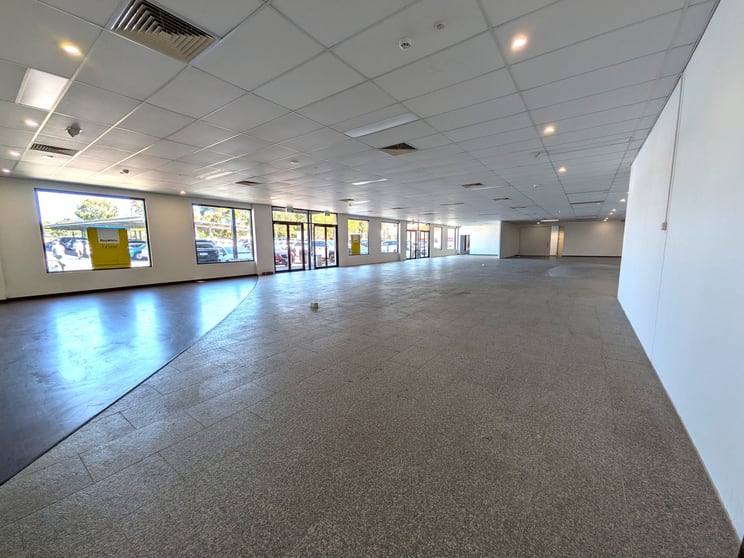 Click to view all images 55 Dunsborough Centrepoint Dunsborough WA 6281 - Image 2