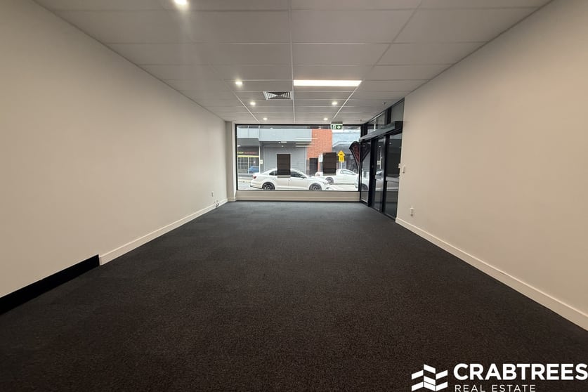 Click to view all images 2/13 Chester Street Oakleigh VIC 3166 - Image 3