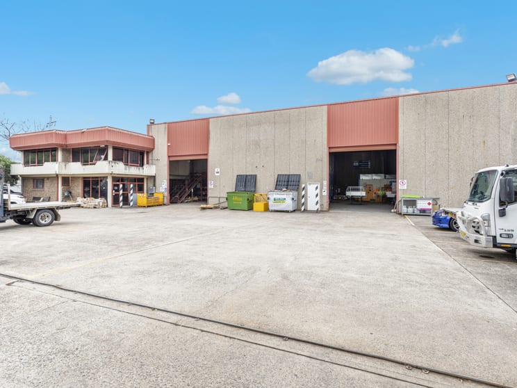 Click to view all images Wetherill Park NSW 2164 - Image 2