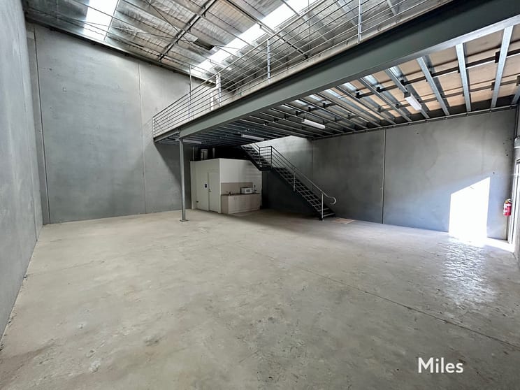 Click to view all images 16/99 Northern Road Heidelberg West VIC 3081 - Image 2