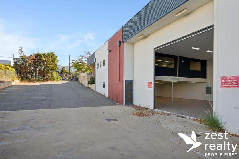 Click to view all images 24B Murphy St O'connor WA 6163 - Image 2
