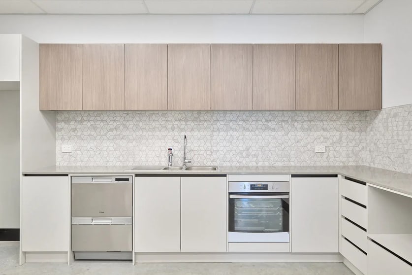 Unit 10, Building 2/26 Ipswich Street Fyshwick ACT 2609 - Image 3