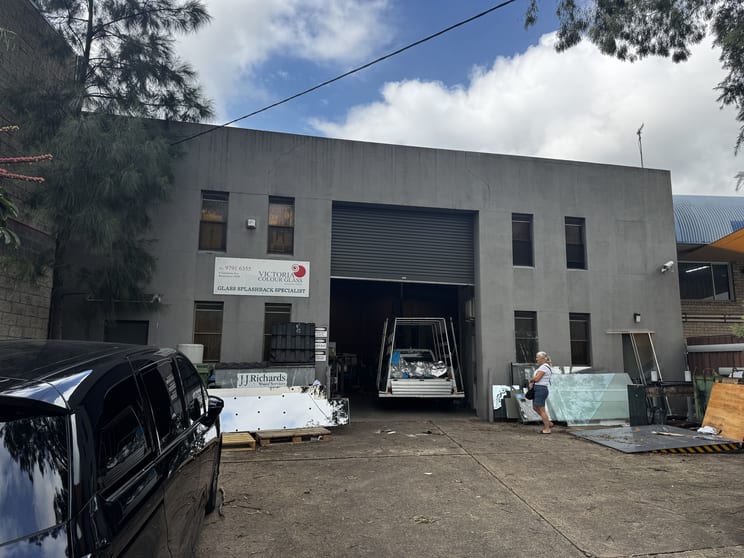 Click to view all images Warehouse & Office/4 Gartmore Avenue Bankstown NSW 2200 - Image 1