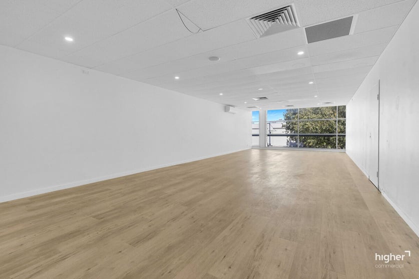 1.03/77 Jetty Road Glenelg SA 5045 - Image 3