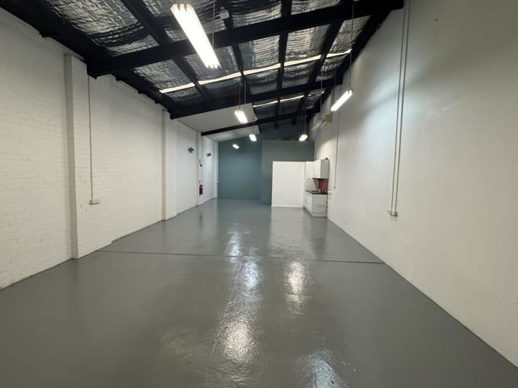 Click to view all images Suite 1/154 Henderson St Alexandria NSW 2015 - Image 3