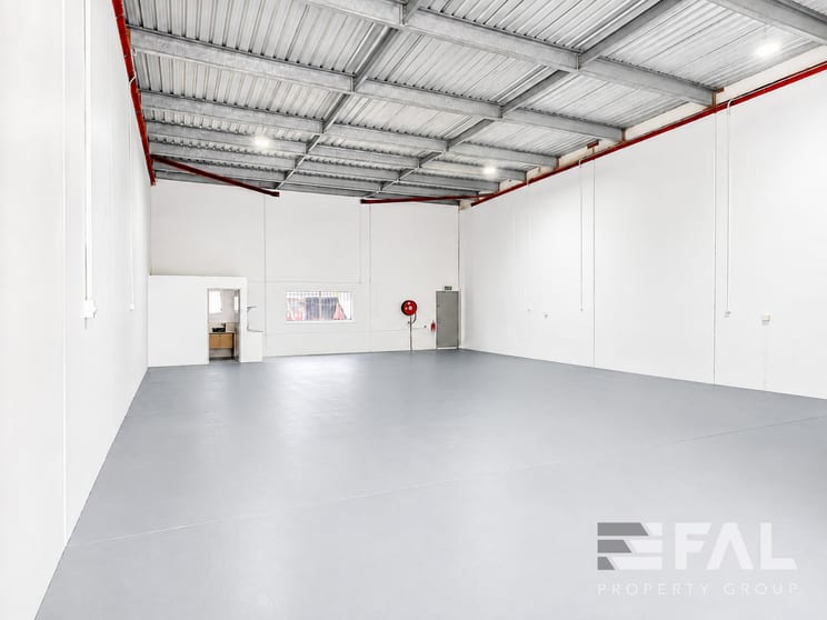 Click to view all images Unit 1/44 Boron Street Sumner QLD 4074 - Image 3