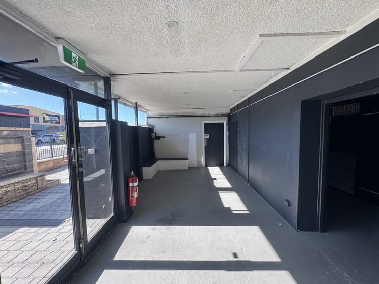 Click to view all images 1/98 Norma Road Booragoon WA 6154 - Image 2