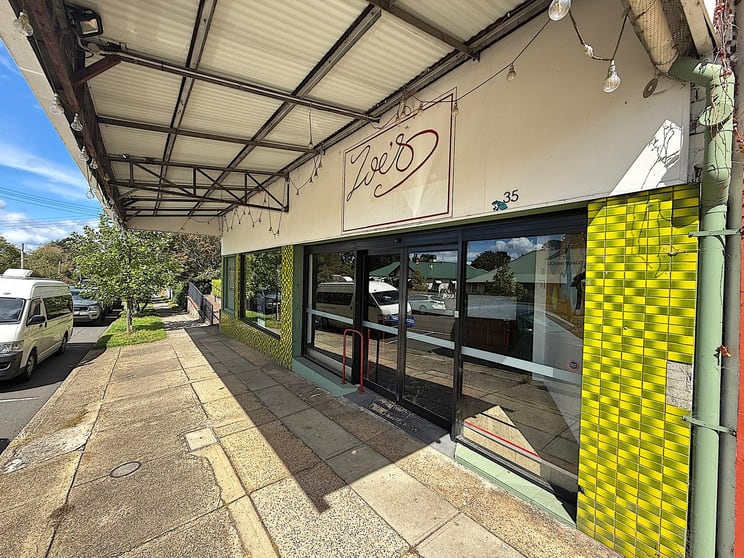 Click to view all images Shop 1/35-41 Govetts Leap Road Blackheath NSW 2785 - Image 1