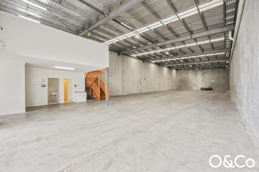 Click to view all images 2/2 Hammer Court Hoppers Crossing VIC 3029 - Image 3