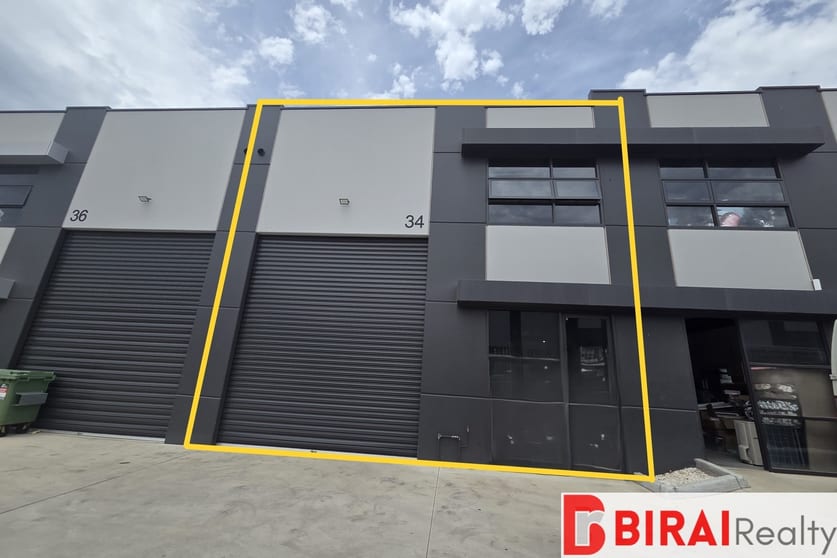 Click to view all images U 34 Star Circuit Derrimut VIC 3026 - Image 1