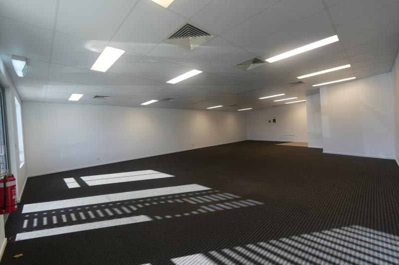 Click to view all images 2/6-8 Liuzzi Street Pialba QLD 4655 - Image 3